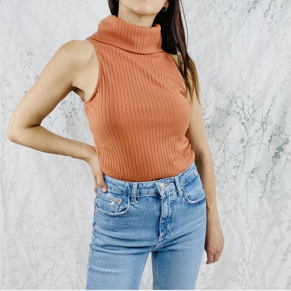 RIVER ISLAND BURNT ORANGE RIBBED TURTLENECK SLEEVELESS TOP